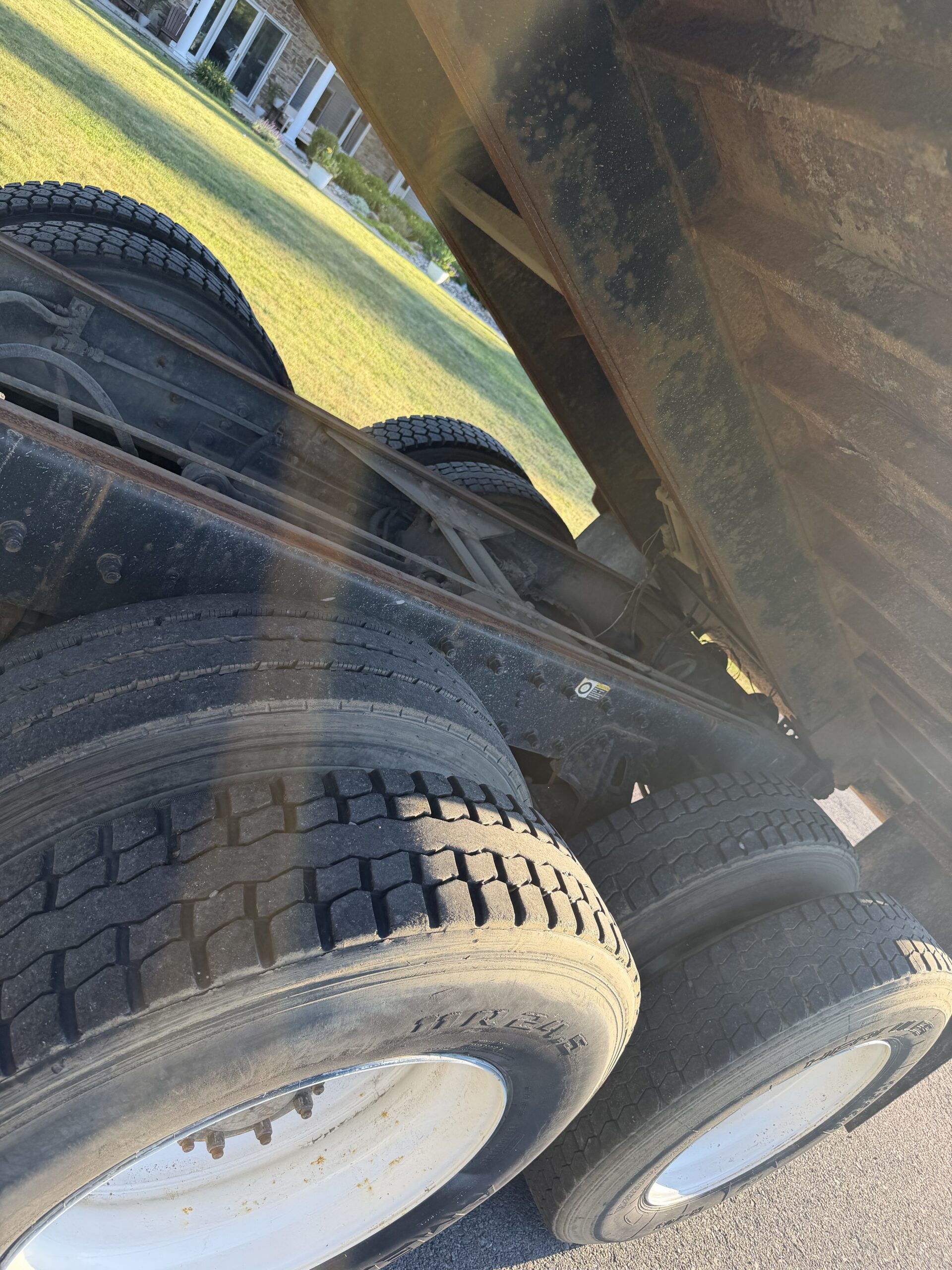 Kenworth T300 Dump Truck - Image 19
