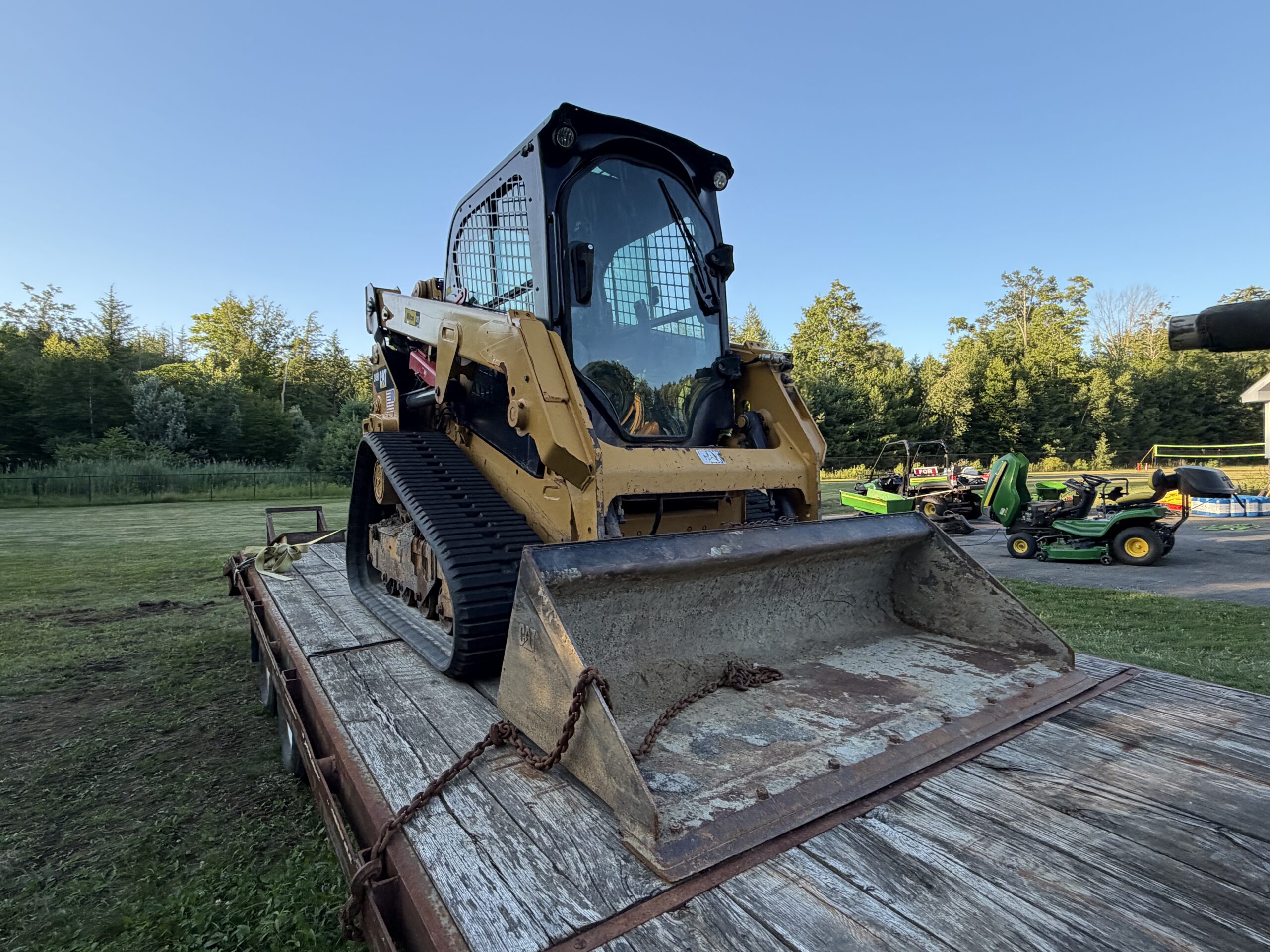 CAT 249D Compact Track Loader - Image 6
