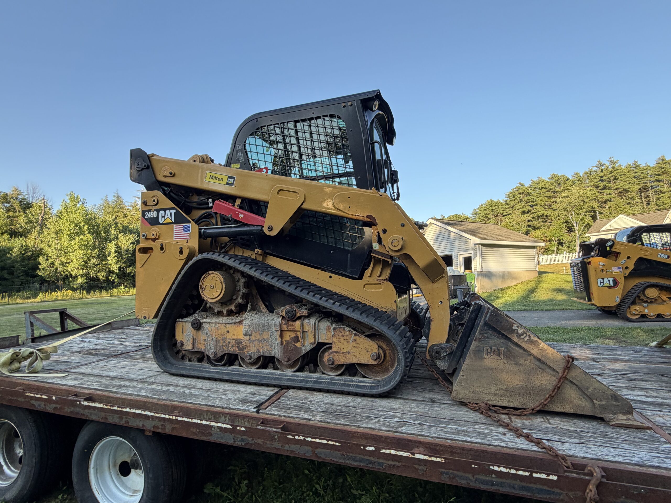 CAT 249D Compact Track Loader - Image 7